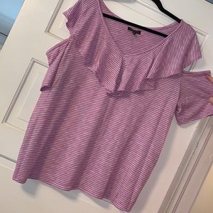 Size 2X / 18/20 Lane Bryant striped knit purple ruffle v-neck cold shoulder top